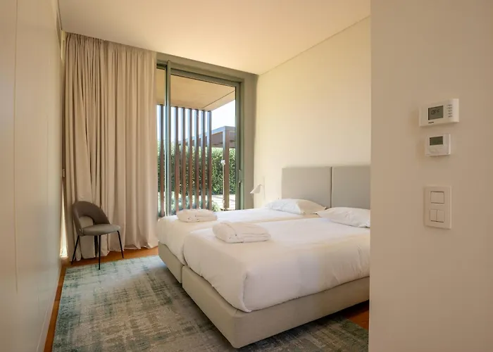 Aldeamento Turistico Bloom Marinha Cascais